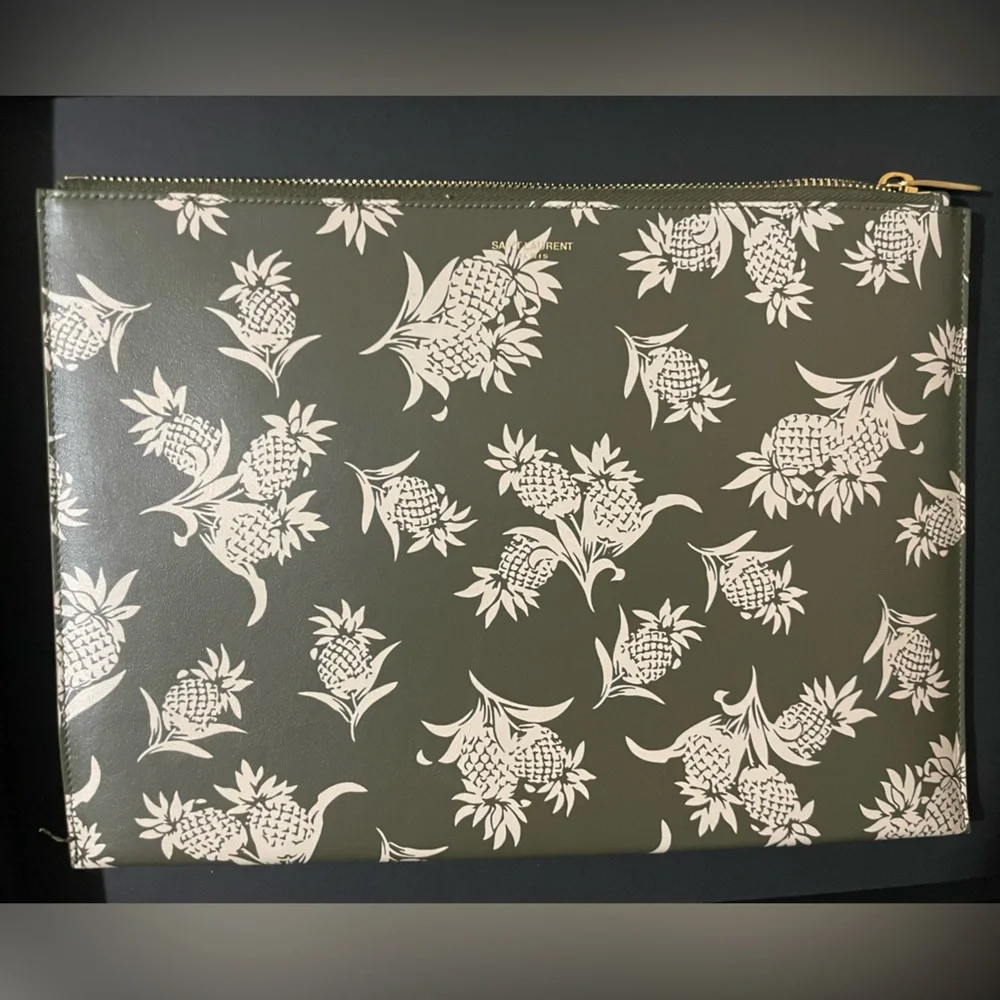 YSL pineapple pouch - Picture 1 of 6